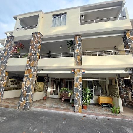 Pereybere Beach Apartments المظهر الخارجي الصورة